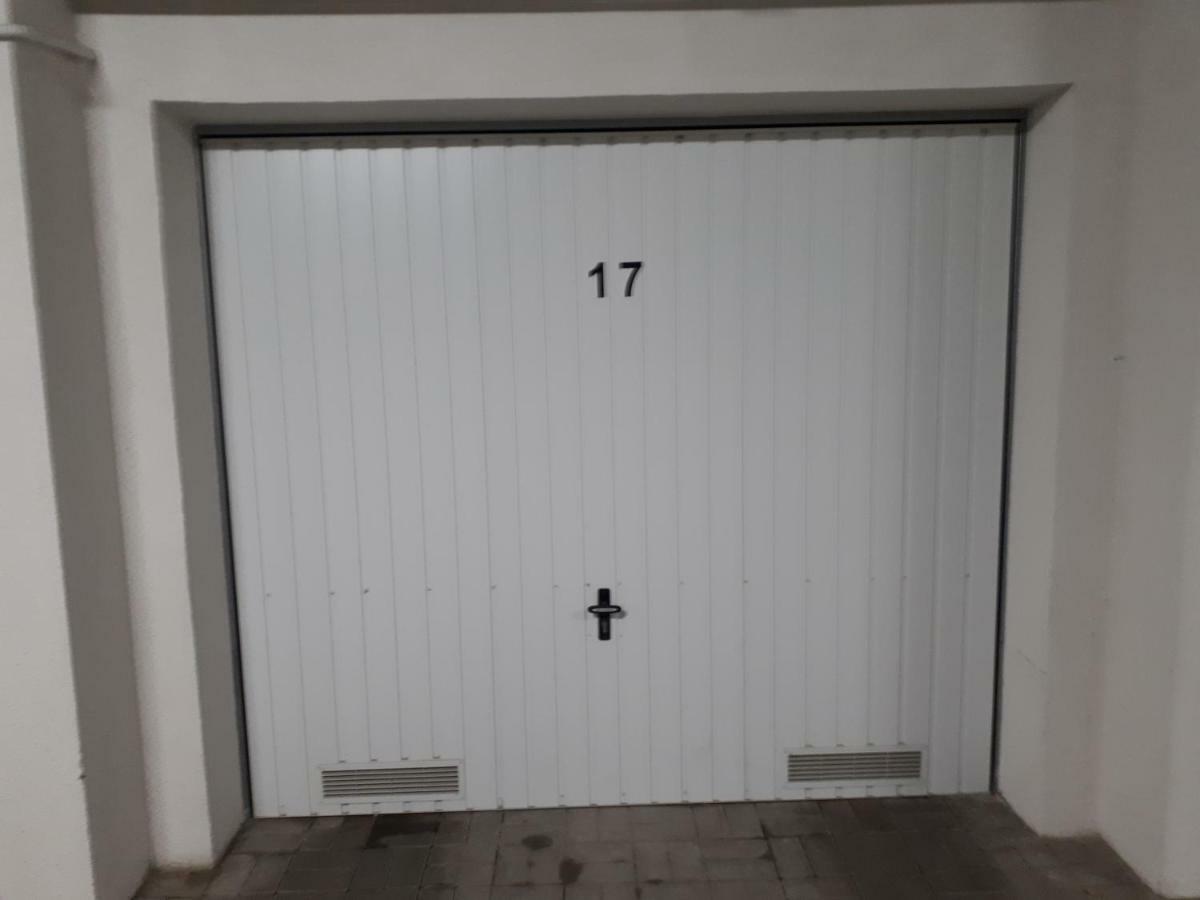 Operowa Marilyn Monroe Appartement Lublin Buitenkant foto