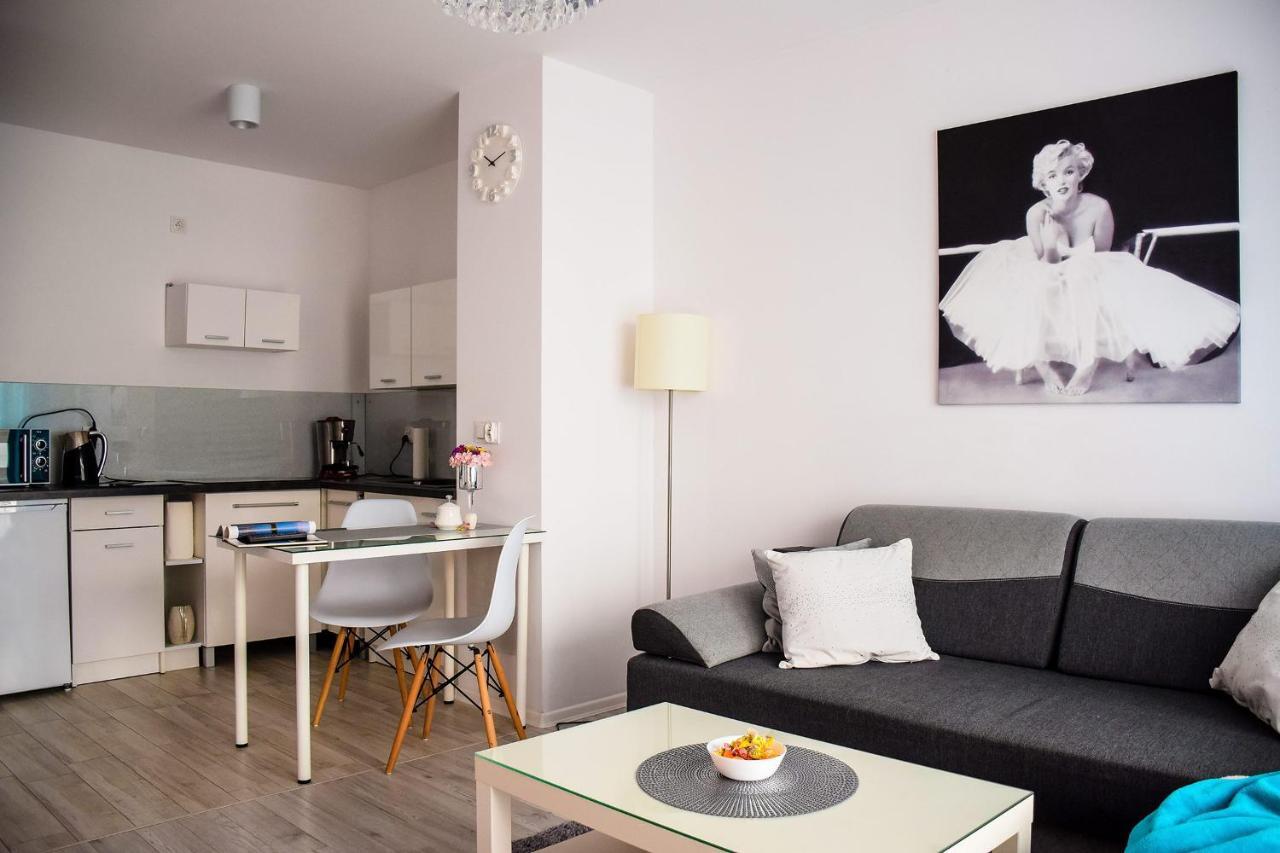 Operowa Marilyn Monroe Appartement Lublin Buitenkant foto